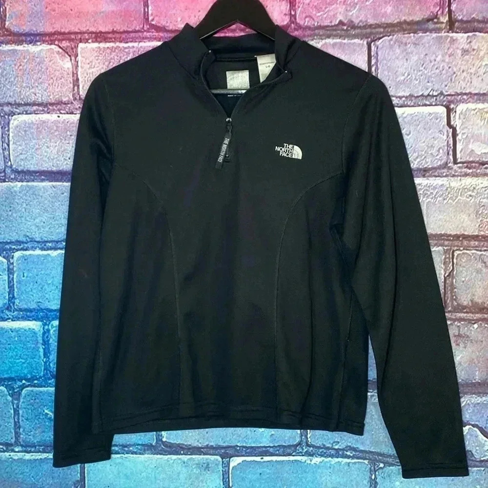 The North Face Women’s Shirt Large Activewear Lightweight Black